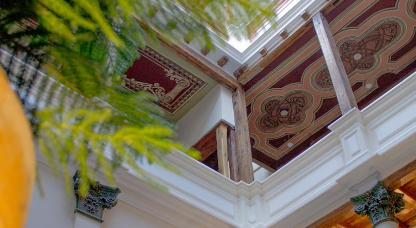 Imagen de los interiores del Hotel Casa El Edén. Foto 8