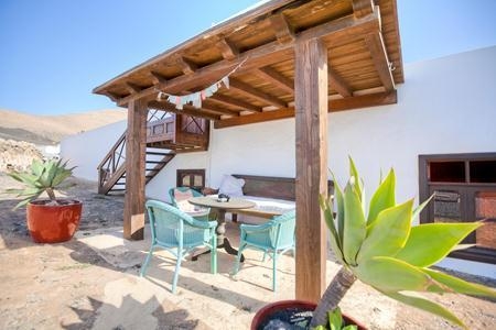 Imagen de los exteriores del Hotel Casa El Morro. Foto 16