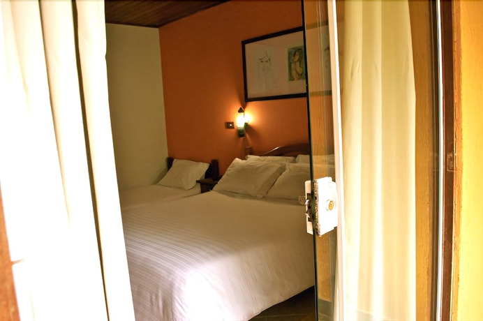 Imagen de la habitación del Hotel Casa Encantada Penedo. Foto 15