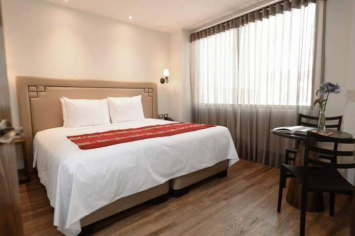 Imagen de la habitación del Hotel Casa Esmeralda. Foto 24