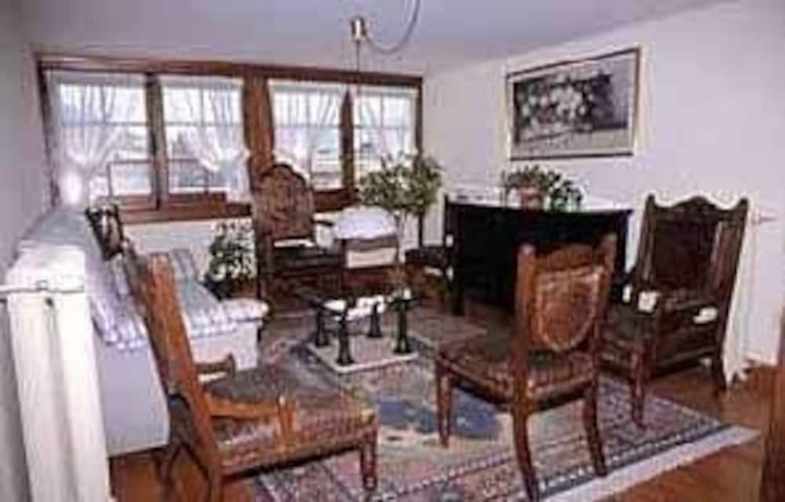 Imagen de los interiores del Hotel Casa España. Foto 16