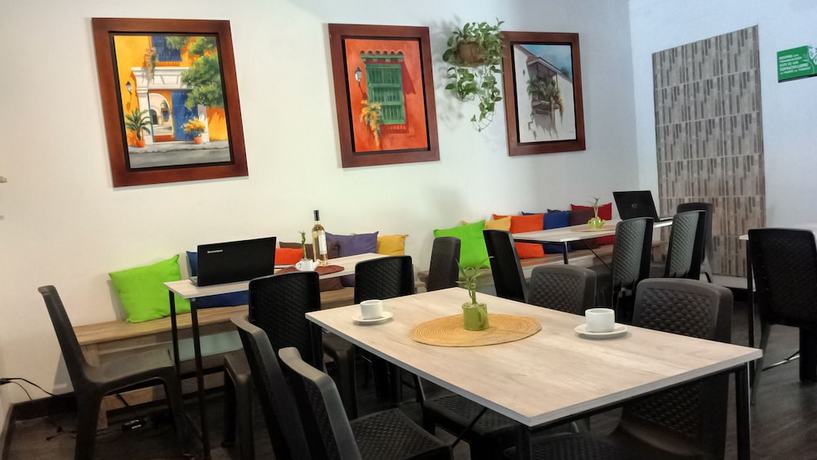 Imagen del bar/restaurante del Hotel Casa F&aacute;tima. Foto 2