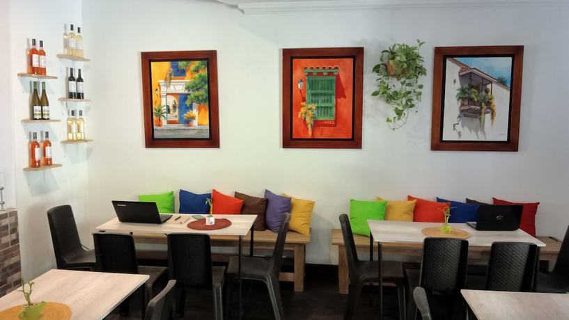 Imagen de los interiores del Hotel Casa F&aacute;tima. Foto 20