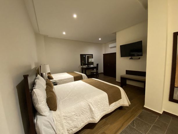 Imagen de la habitación del Hotel Casa Faroles. Foto 3