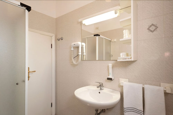 Imagen de la habitación del Hotel Casa Ferretti Di Ferretti Village. Foto 16