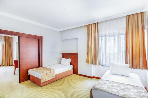 Imagen de la habitación del Hotel Casa Fora Beach Resort. Foto 6