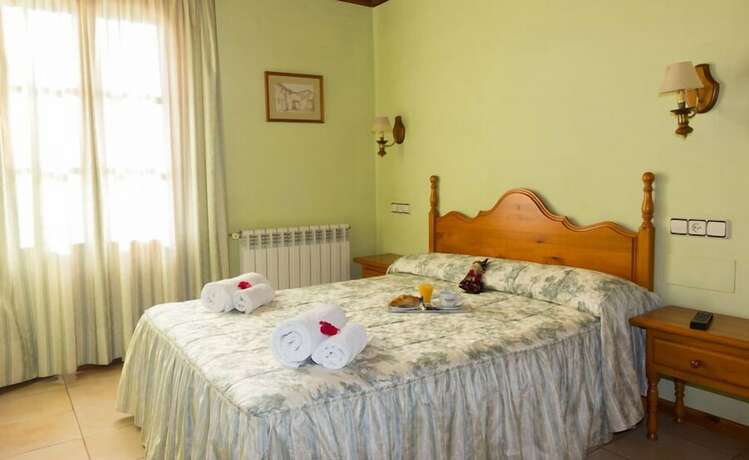 Imagen de la habitación del Hotel Casa Francho. Foto 14