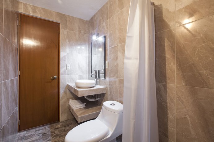 Imagen de la habitación del Hotel Casa Frida, Cuernavaca. Foto 5