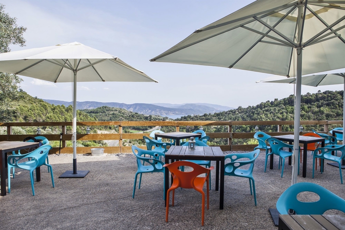 Imagen de los exteriores del Hotel Casa Fumanal. Foto 11