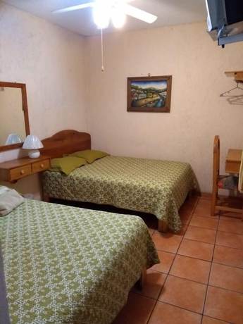 Imagen de la habitación del Hotel Casa Galeana, Morelia. Foto 2