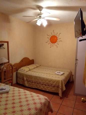 Imagen de la habitación del Hotel Casa Galeana, Morelia. Foto 10