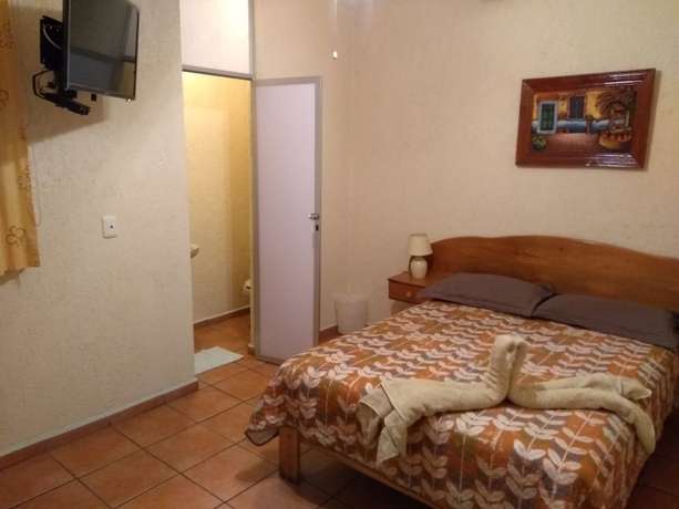 Imagen de la habitación del Hotel Casa Galeana, Morelia. Foto 15