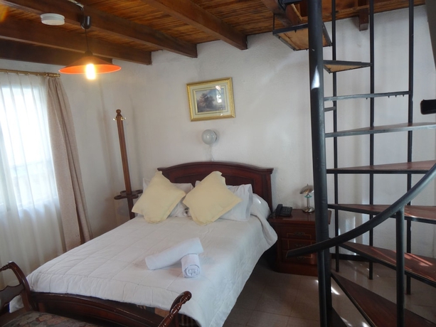 Imagen de la habitación del Hotel Casa Giralda. Foto 12
