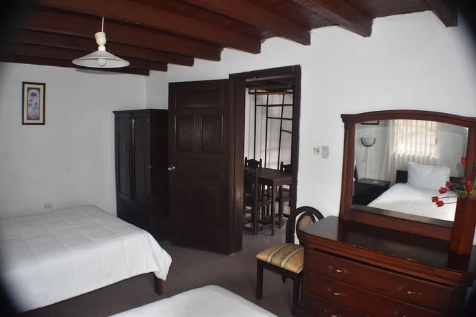 Imagen de la habitación del Hotel Casa Giralda. Foto 15