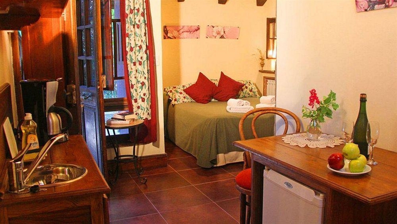 Imagen general del Hotel Casa Glebinias Jardin. Foto 1