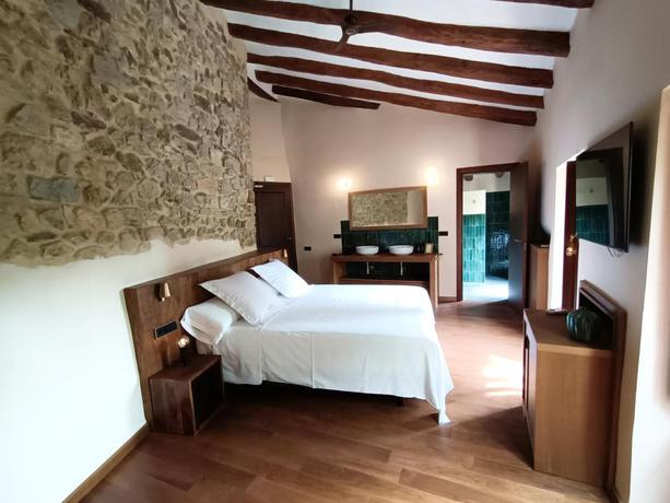 Imagen de la habitación del Hotel Casa Gran 1771 - MontRubí Winery Hotel. Foto 3