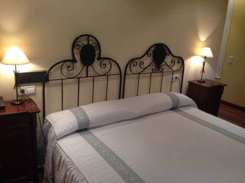 Imagen de la habitación del Hotel Casa Grande De Fuentemayor. Foto 2