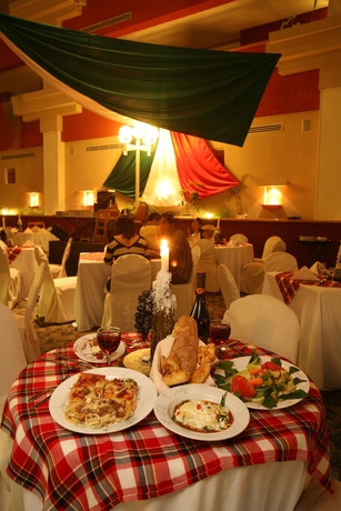 Imagen del bar/restaurante del Hotel Casa Grande Delicias. Foto 4