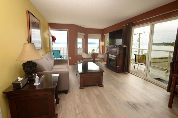 Imagen de la habitación del Hotel Casa Grande Inn, Qualicum Beach. Foto 17