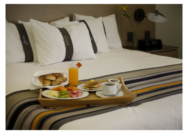 Imagen de la habitación del Hotel Casa Grande Suites. Foto 4