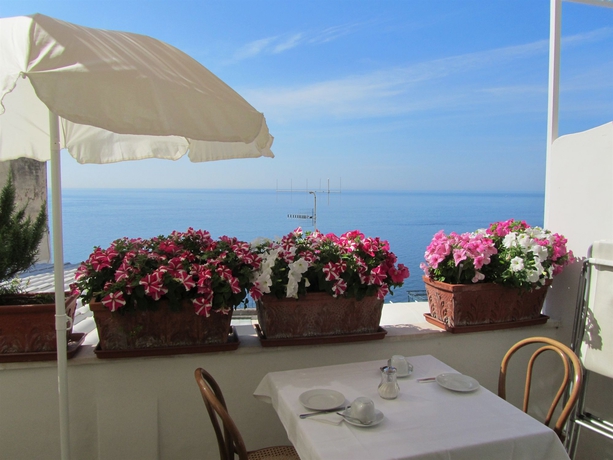 Imagen del bar/restaurante del Hotel Casa Guadagno. Foto 4