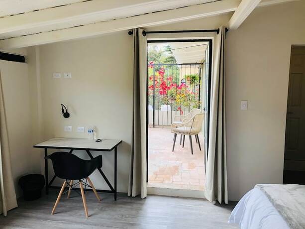 Imagen de la habitación del Hotel Casa Guadiana. Foto 14