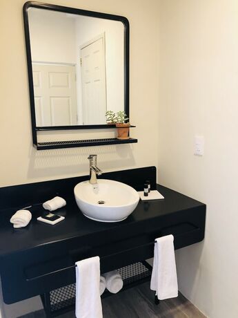 Imagen de la habitación del Hotel Casa Guadiana. Foto 19