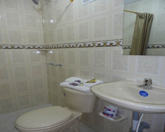 Imagen de la habitación del Hotel Casa Guillermo, Bogot&aacute;. Foto 3