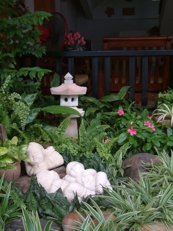 Imagen de los exteriores del Hotel Casa Holiday, Phitsanulok. Foto 5