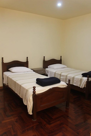 Imagen de la habitación del Hotel Casa Hu&eacute;spedes Pimentel. Foto 7