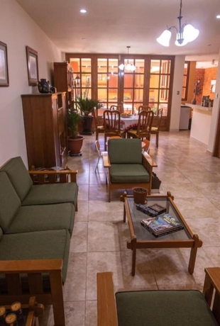 Imagen de los interiores del Hotel Casa Hu&eacute;spedes Pimentel. Foto 19
