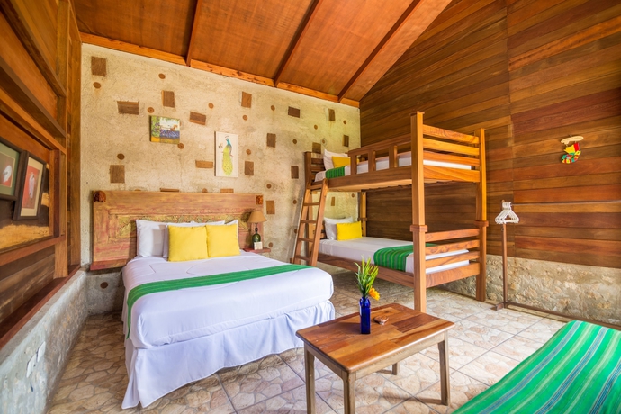 Imagen de la habitación del Hotel Casa Hunahpu. Foto 2