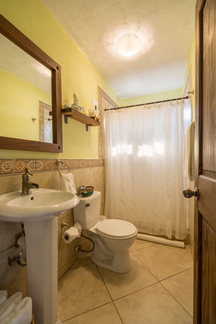 Imagen de la habitación del Hotel Casa Hunahpu. Foto 17