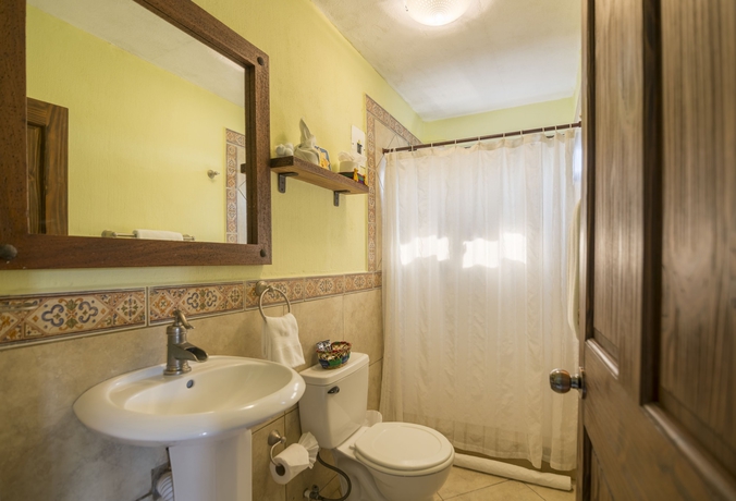 Imagen de la habitación del Hotel Casa Hunahpu. Foto 18