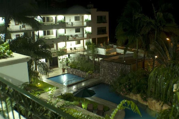 Imagen de los exteriores del Hotel Casa Iguana Mismaloya. Foto 11