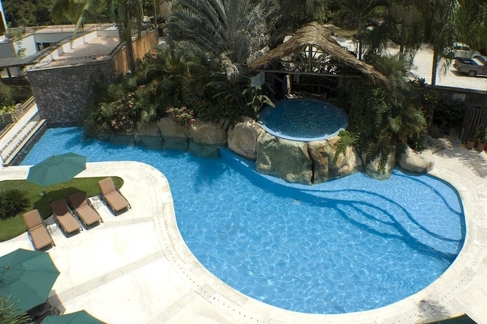 Imagen de la piscina del Hotel Casa Iguana Mismaloya. Foto 13