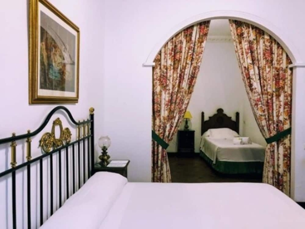 Imagen de la habitación del Hotel Casa Imperial. Foto 9
