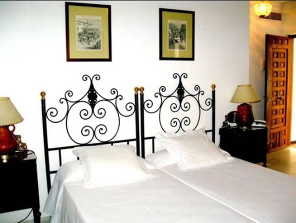 Imagen de la habitación del Hotel Casa Imperial. Foto 11