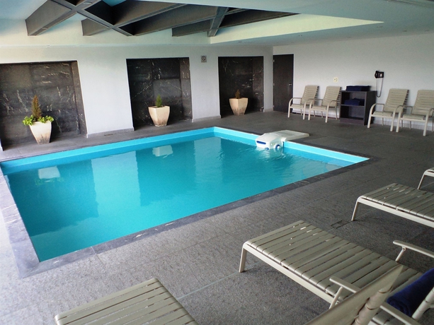 Imagen de la piscina del Hotel Casa Inn Business Celaya. Foto 10