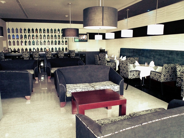 Imagen del bar/restaurante del Hotel Casa Inn Business Celaya. Foto 4