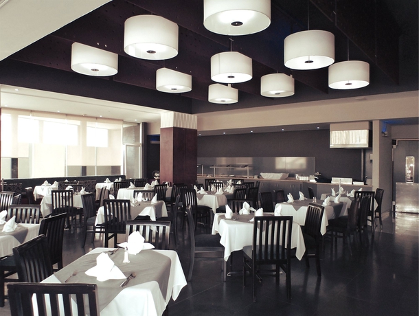 Imagen del bar/restaurante del Hotel Casa Inn Business Celaya. Foto 6