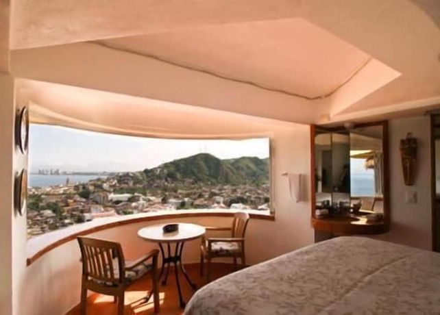 Imagen general del Hotel Casa Isabel, Puerto Vallarta. Foto 7