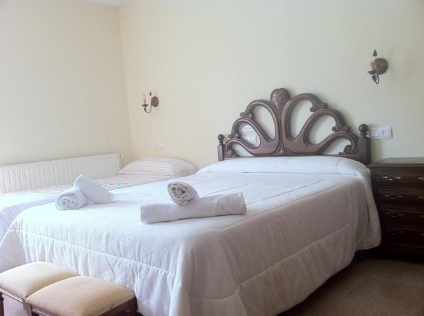 Imagen de la habitación del Hotel Casa Jurjo. Foto 9