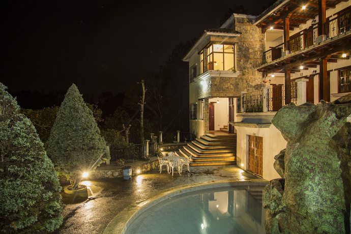 Imagen de la piscina del Hotel Casa Kirv&aacute;. Foto 20