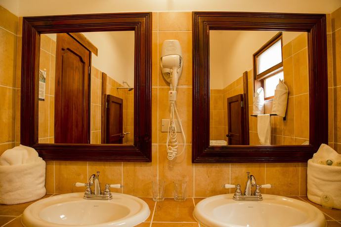 Imagen de la habitación del Hotel Casa Kirv&aacute;. Foto 16