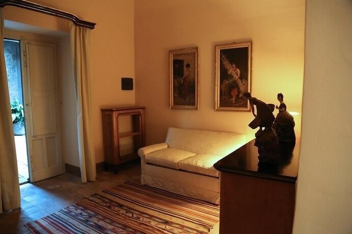 Imagen de la habitación del Hotel Casa La Carrubbazza. Foto 27