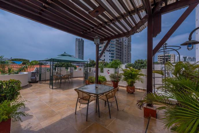 Imagen de los exteriores del Hotel Casa La Tablada Manga. Foto 20