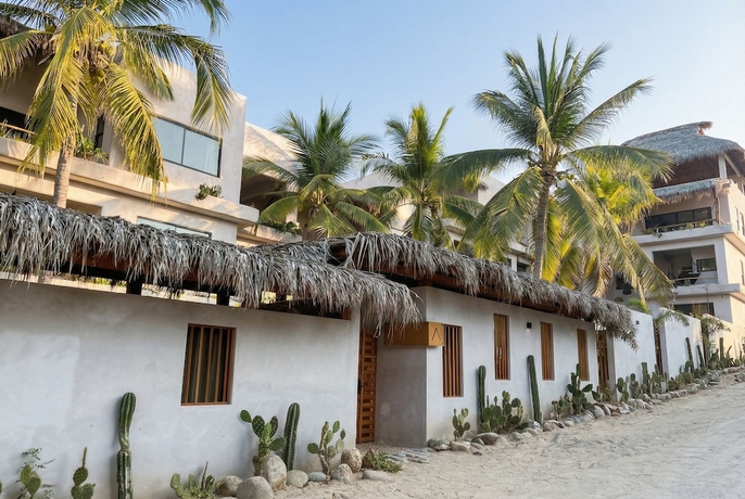 Imagen general del Hotel Casa Leah Puerto Escondido. Foto 1