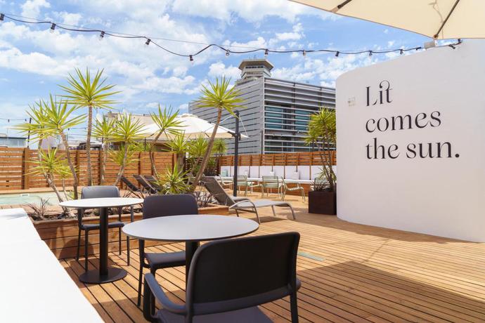 Imagen de los interiores del Hotel Casa Lit Barcelona. Foto 7