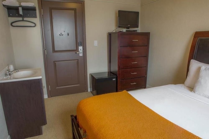 Imagen de la habitación del Hotel Casa Loma. Foto 8